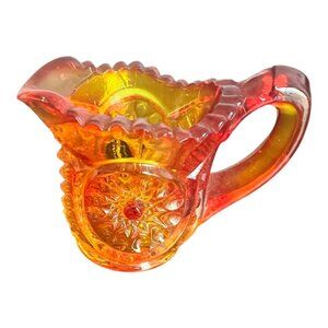 Vtg L.E Smith Handcrafted Amberina Glass Creamer 2" Tall With Scalloped Rim